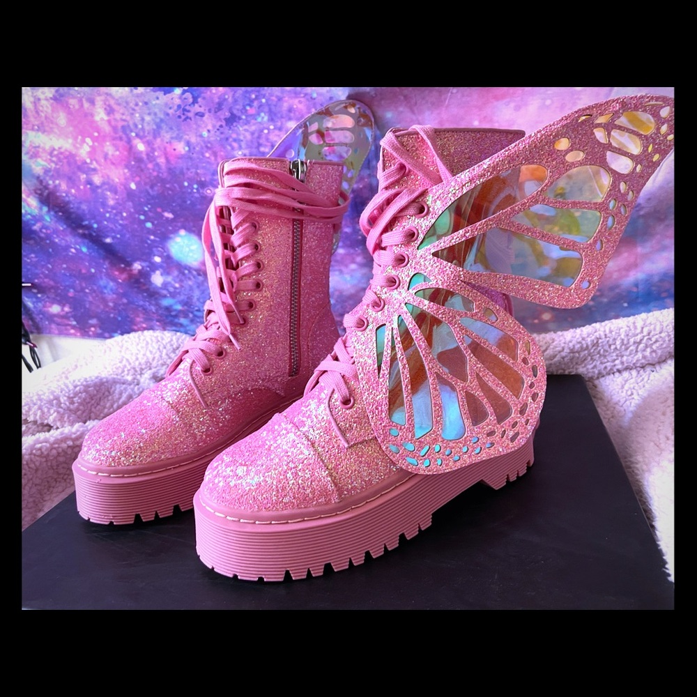 Club Exx/Dolls Kill metamorphic boots